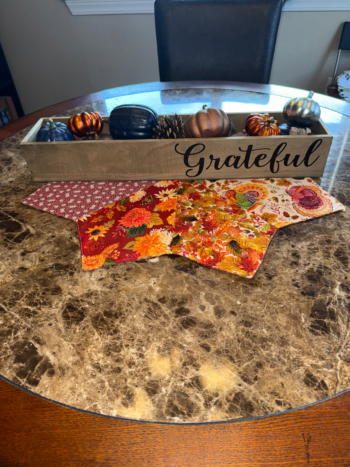 Custom 8 point table topper